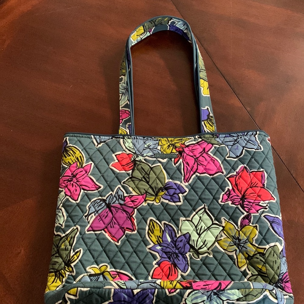 Vera Bradley Green Falling Flowers Pattern Floral Tote Bag Snap Closure